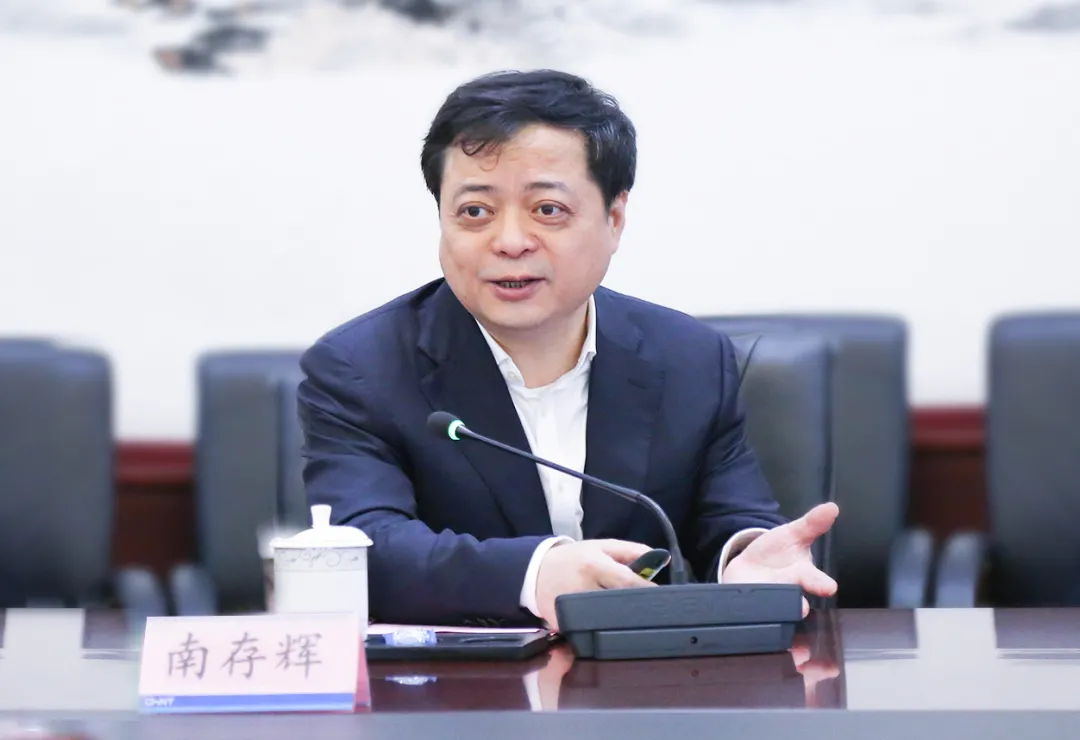 浙江省委常委朱國賢：工業(yè)互聯(lián)網(wǎng)時(shí)代是正泰大顯身手的時(shí)候